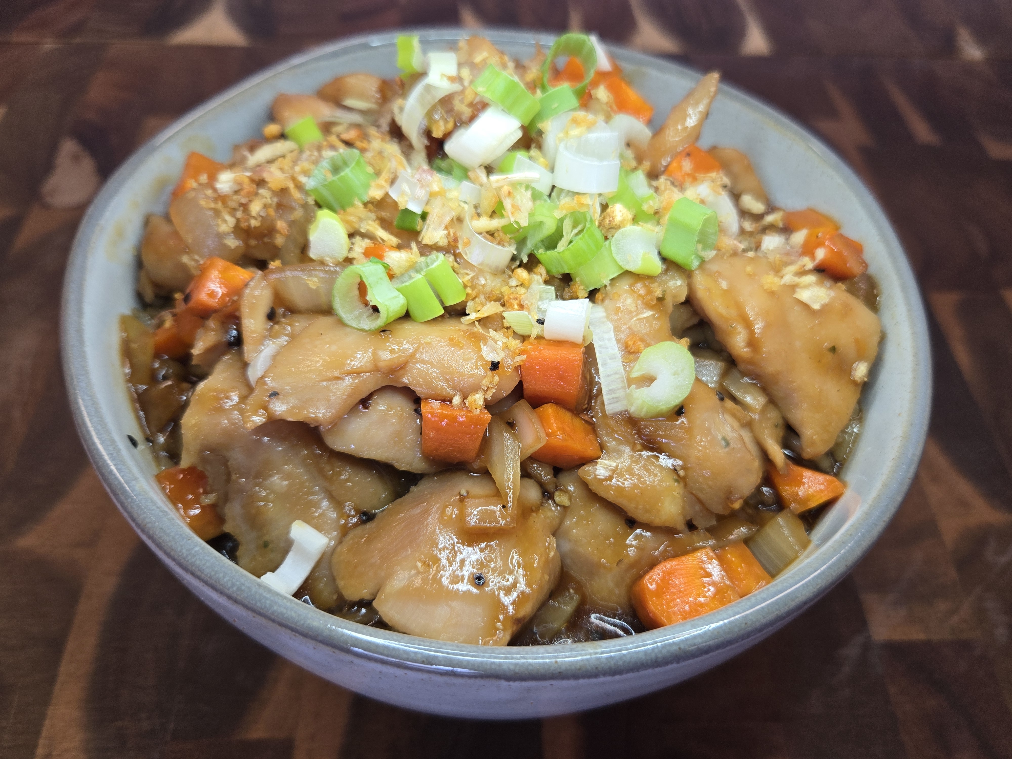 Slow-Cooked Chicken Shoyu Garlic Pepper Rice